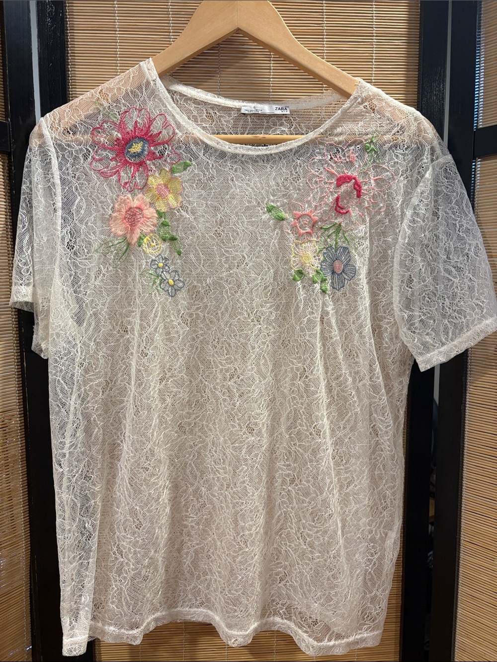 Zara Cream Lace Short-Sleeve Tee with Multicolor Floral Embroidery